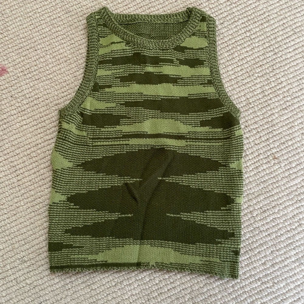 thrifted top super soft nice green colour!